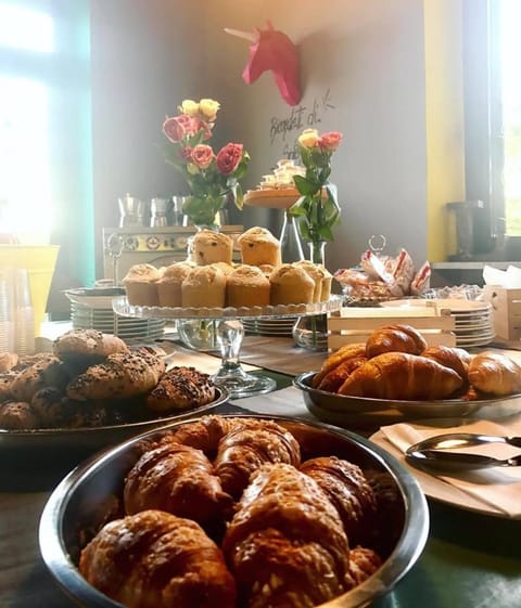 Food close-up, Food and drinks