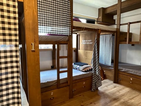 Photo of the whole room, Bedroom, bunk bed