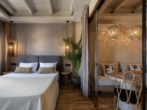 Bed, Photo of the whole room, Bedroom