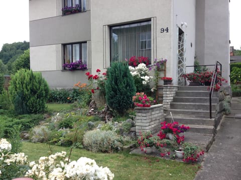 Facade/entrance, Spring, Off site, Day, Night, Winter, Summer, Garden, Other, Autumn, On site, Garden view, Area and facilities, Seasons, Time of day