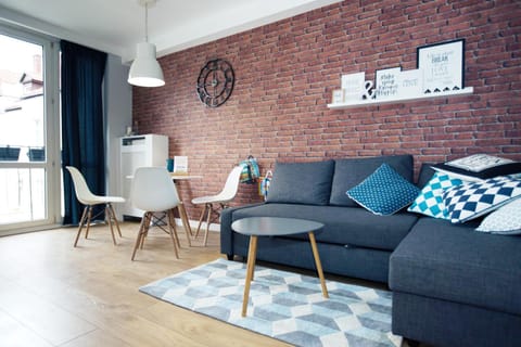 Coffee/tea facilities, Kitchen or kitchenette, Living room, Photo of the whole room, Seating area, Area and facilities