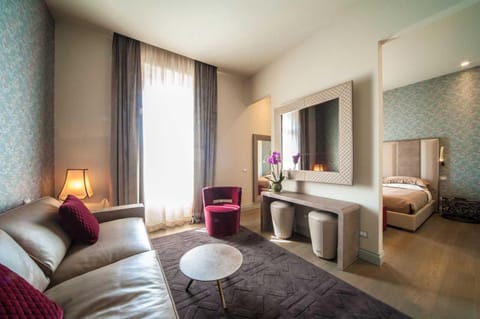 Living room, Bedroom