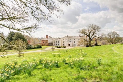 Facade/entrance, Garden view, Lake view