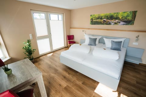 Bed, Photo of the whole room