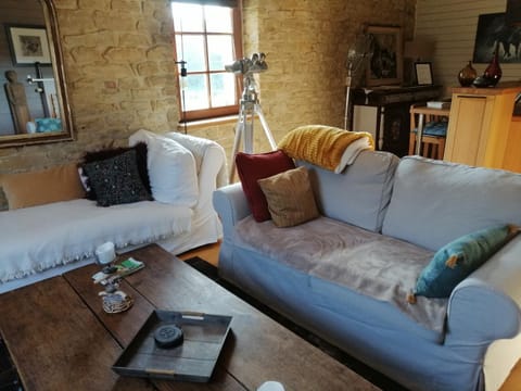 Le Gite Du Breux Face Semois Chassepierre au 2 ème étage Apartment in Wallonia, Belgium