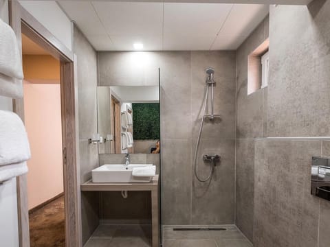 Caro Apartments & Rooms Hotel in Varna