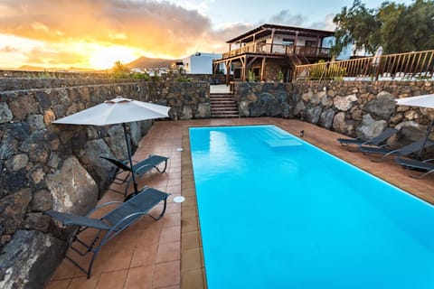 Garden, Garden view, Pool view, Swimming pool