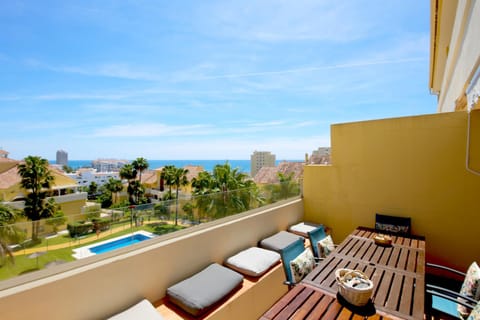 Property building, View (from property/room), Balcony/Terrace, Seating area, Dining area, Pool view, Sea view