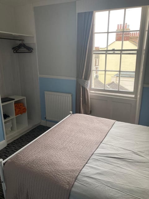 Braemar Bed and Breakfast in Weymouth