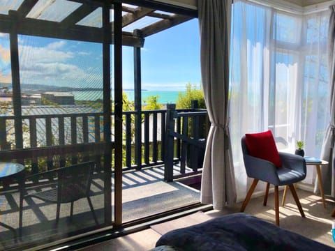 Patio, Balcony/Terrace, Seating area, Beach, Bedroom, Sea view