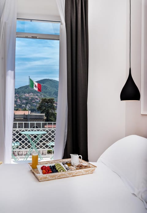 Bedroom, City view, Garden view, Landmark view, Mountain view