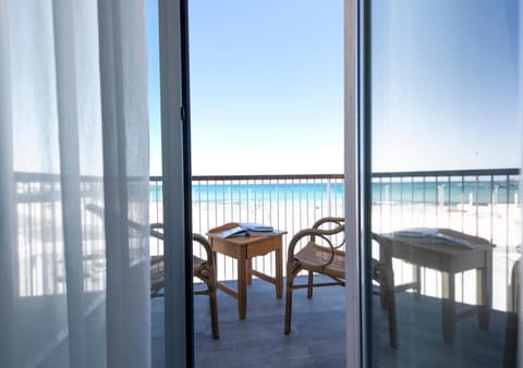 Day, View (from property/room), Balcony/Terrace, Sea view