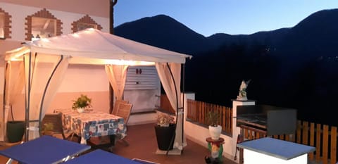 BBQ facilities, Balcony/Terrace