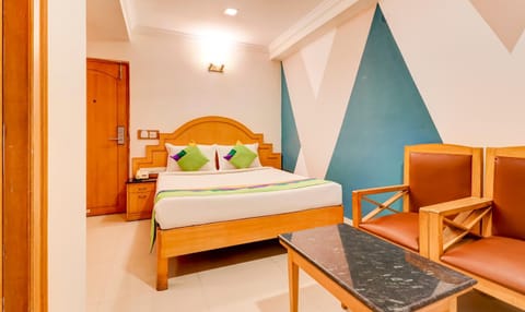 Seating area, Bedroom