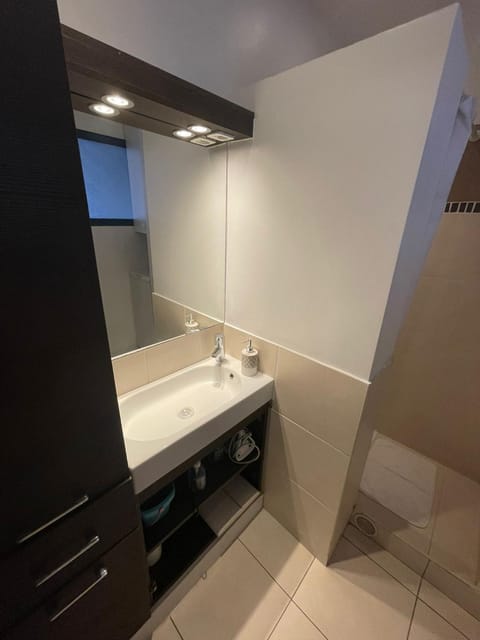 Agréable chambre d'hôte à 50M de la mer Vacation rental in Cannes