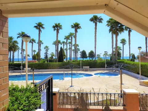 Property building, Decorative detail, Swimming pool