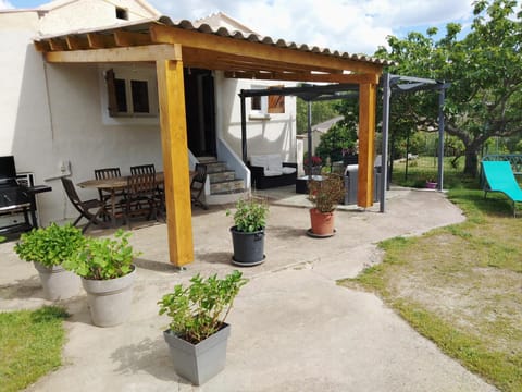 Garden, Garden, Balcony/Terrace