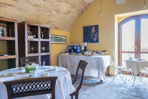 Torre della Loggia - Dimora Storica - Ortona Bed and Breakfast in Ortona