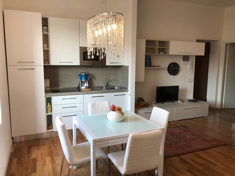 Kitchen or kitchenette, Living room, Dining area