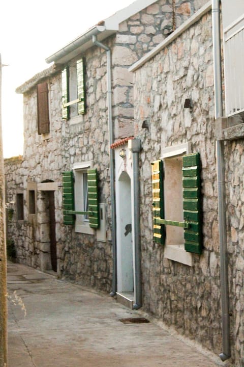 Facade/entrance, Street view