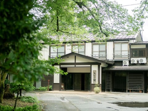 Property building, Summer