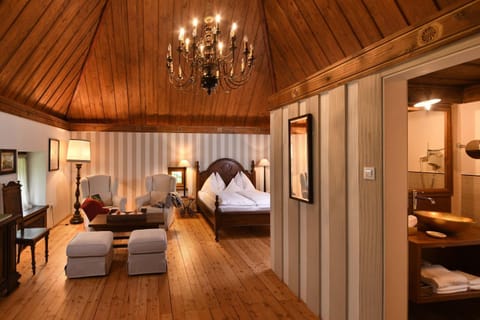 Ansitz Pünthof Hotel in Algund