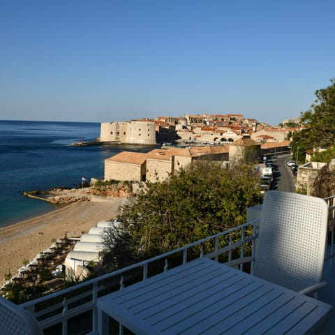 Nearby landmark, Day, Natural landscape, View (from property/room), Balcony/Terrace, City view, Sea view