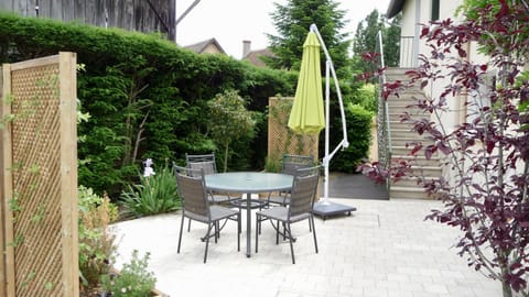 BBQ facilities, Garden, Balcony/Terrace