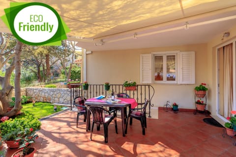 Leona & Borna's Central Lapad Suites Apartment in Dubrovnik