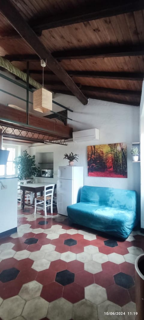 Living room, air conditioner