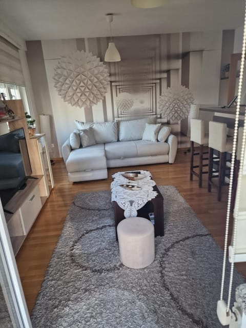 Apartment Lux Lomina Apartment in Serbia