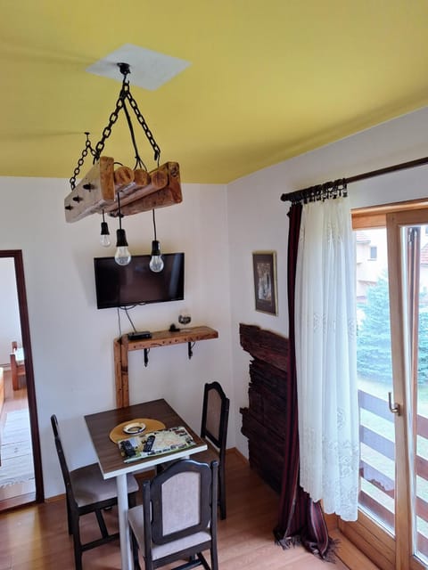 Balcony/Terrace, Living room, Seating area, Dining area