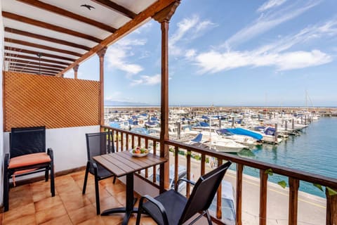 Day, Natural landscape, Activities, View (from property/room), Balcony/Terrace, Seating area, Dining area, Sea view