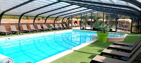 Hot Tub, Pool view, Swimming pool