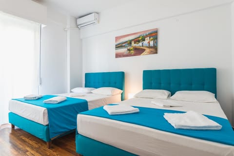 Super Paradise Apartments Apartment in Athens