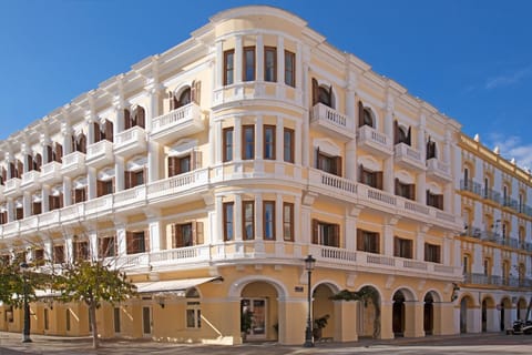 Property building, Location