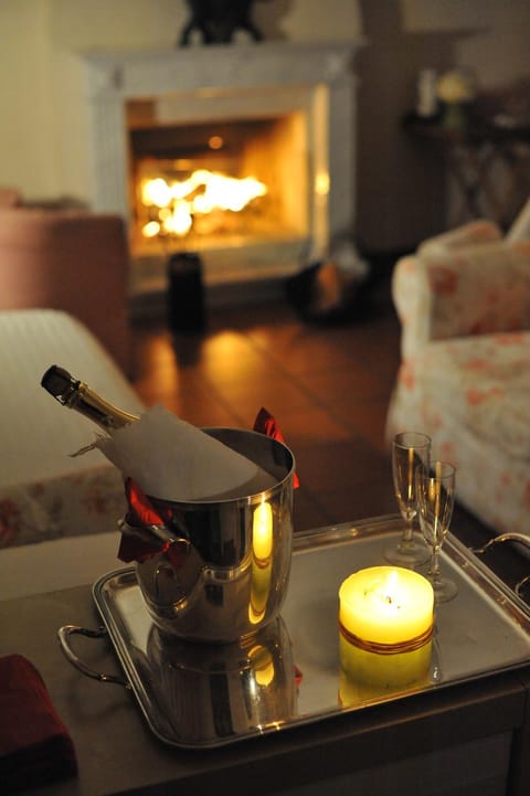 Winter, Decorative detail