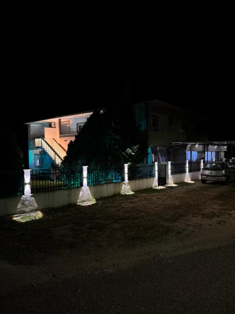 Studio Apartments Domenik Bed and Breakfast in Ulcinj Municipality