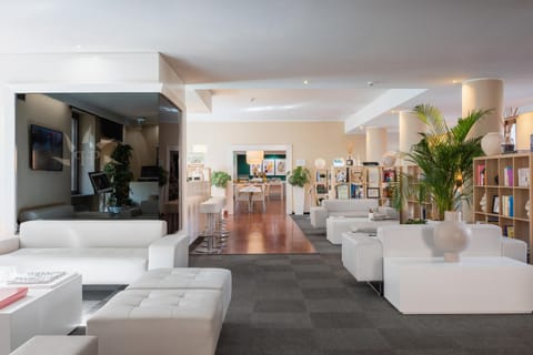 Lobby or reception, Seating area
