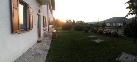 Facade/entrance, Summer, Garden, View (from property/room), View (from property/room), City view, City view, Garden view, Garden view, Street view, Street view, Sunset