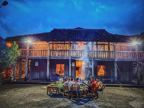 Patio, Facade/entrance, BBQ facilities, Balcony/Terrace, Banquet/Function facilities