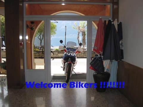 Piccolo Hotel Direkt am See Hotel in Brenzone sul Garda