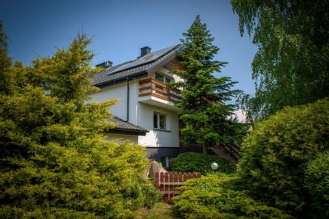 Property building, Natural landscape, Garden, Balcony/Terrace, Garden view