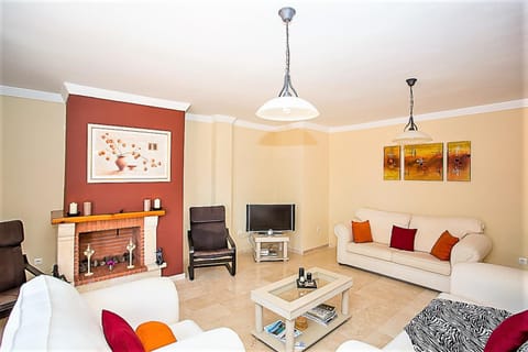 R5 Penthouse in Elviria Apartment in Marbella