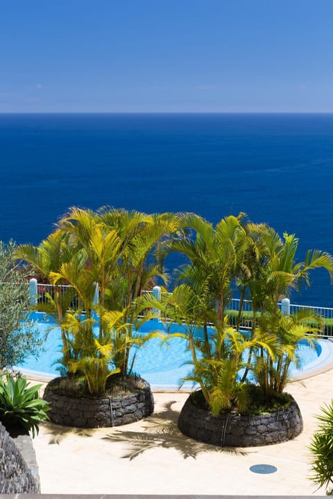 Day, Natural landscape, Summer, Garden, Balcony/Terrace, Autumn, On site, Landmark view, Pool view, Pool view, Sea view, Sea view, Swimming pool