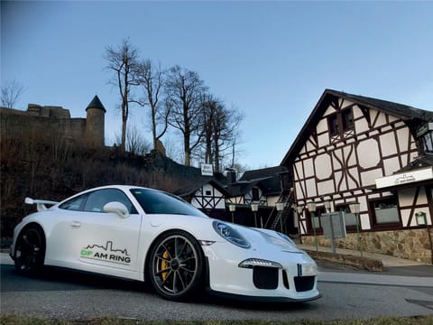 Landmark view, Landmark view, Mountain view, Mountain view, Street view