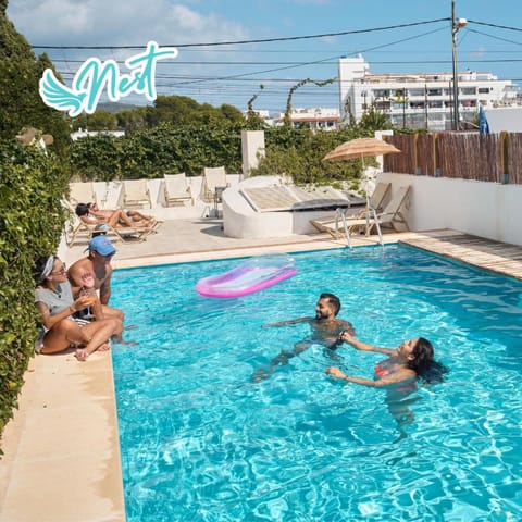 Day, People, Pool view, Swimming pool