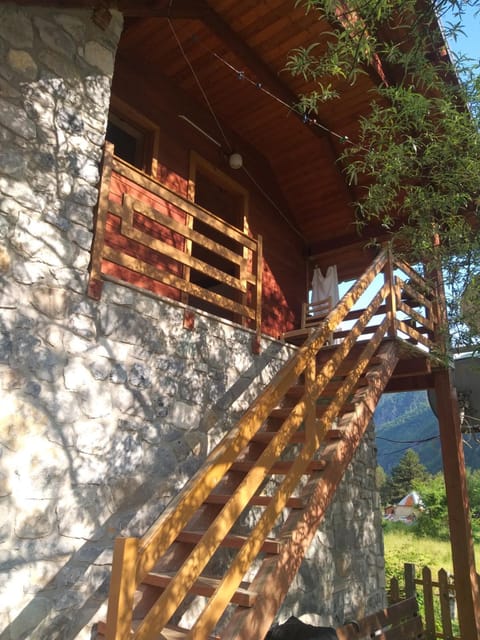 Guest House Flodisa Bed and Breakfast in Montenegro