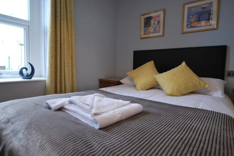 The Lion and The Lamb Inn in Copeland District