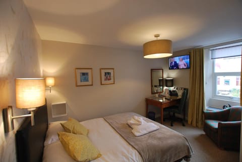 The Lion and The Lamb Inn in Copeland District